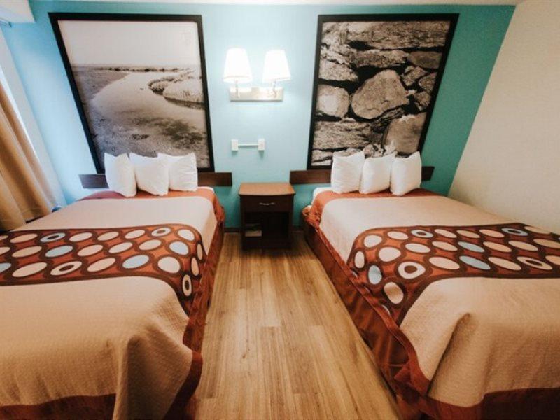 Super 8 By Wyndham Danbury Motel Buitenkant foto